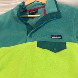 Women’s Patagonia fleece pullover